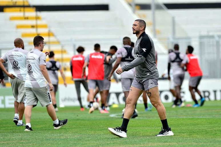 Ponte ponte garantir vaga na final com um empate –