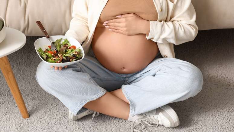 How does the mother’s diet affect the baby’s genetics during pregnancy?