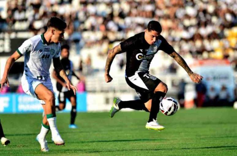 Bruno Lopes marcou um dos gols da Ponte Preta no jogo deste sábado –