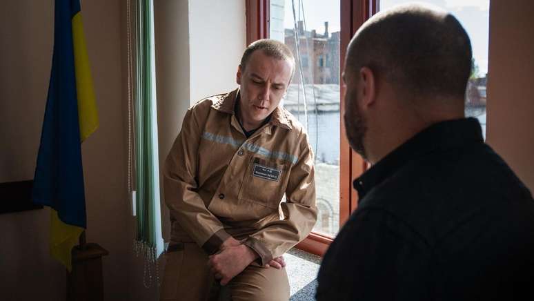 A irm&atilde; de Roman Chech foi morta por um m&iacute;ssil russo em 2023, e ele busca vingan&ccedil;a