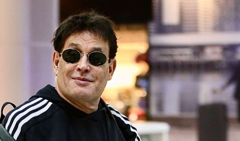 Sérgio Mallandro causou polêmica com 'pegadinhas' envolvendo tiro no palco da TV e 'cocaína'.