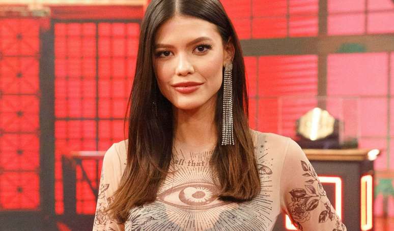 Quase ninguém sabe, mas Vitória Strada pratica Taekwondo, foi destaque na Forbes e mais: 10 curiosidades incríveis sobre a atriz.