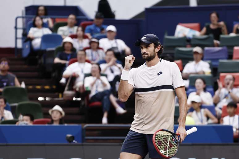 Depois de conquistar o inesperado título do Masters 1000 de Xangai, neste domingo, Valentin Vacherot começa a colher os frutos do sucesso