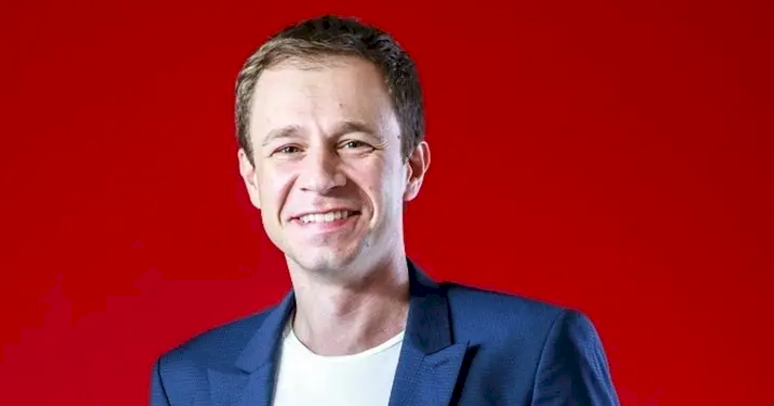 Tiago Leifert é a voz do metrô de São Paulo em promoção do 'The Voice Brasil'