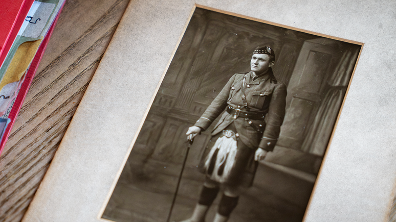 James Allan tinha 20 anos quando morreu, no primeiro dia da batalha de Loos, em 1915