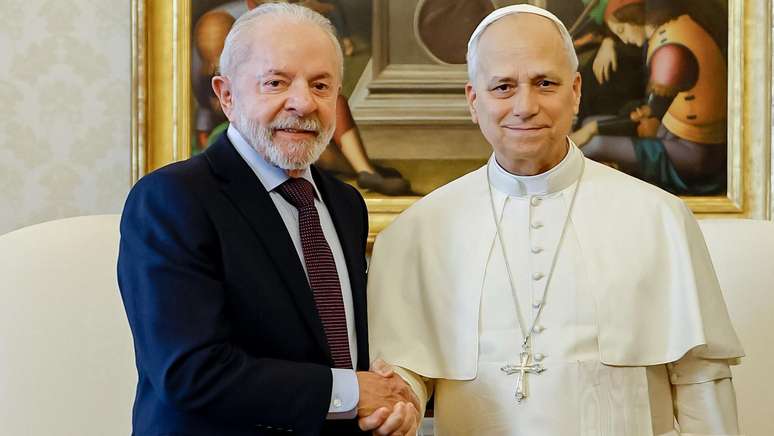 Lula e o papa Leão 14 se encontraram nesta segunda-feira (13/10)