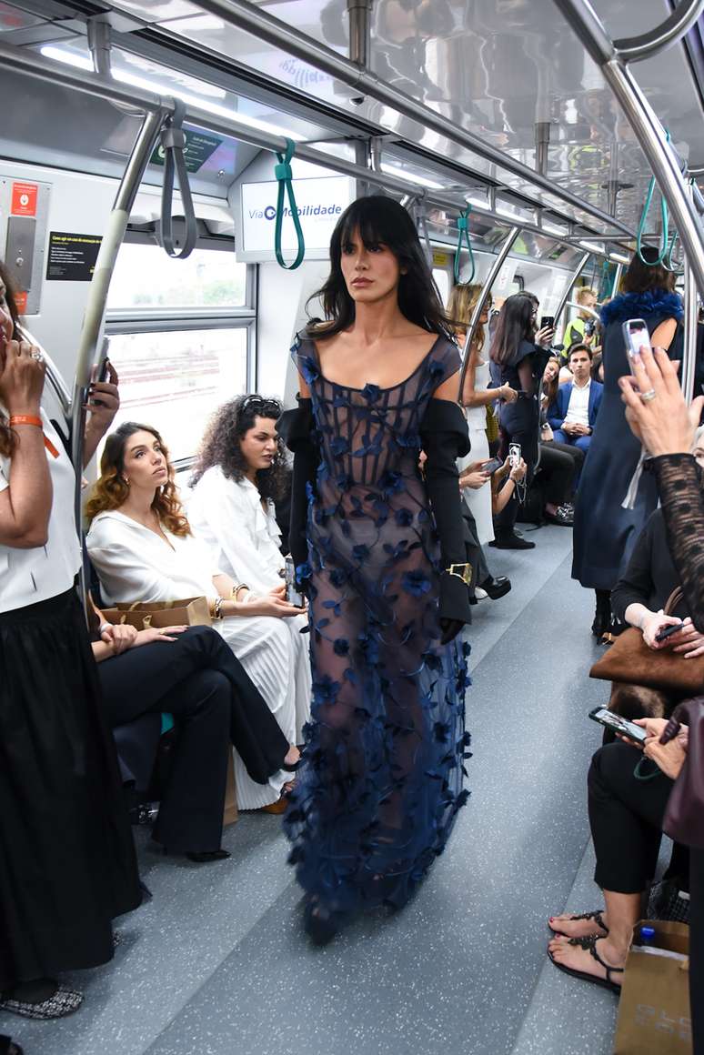 Antónnia no desfile da Gloria Coelho no SPFW 