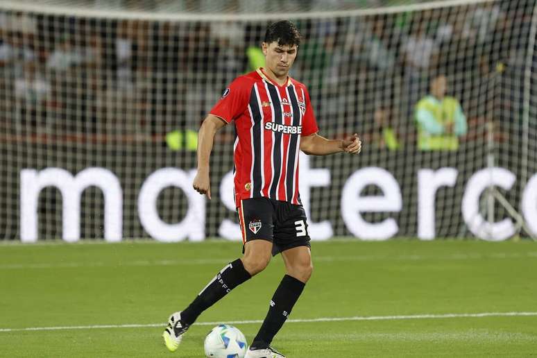 Ferraresi – Atlético Nacional-COL x São Paulo
