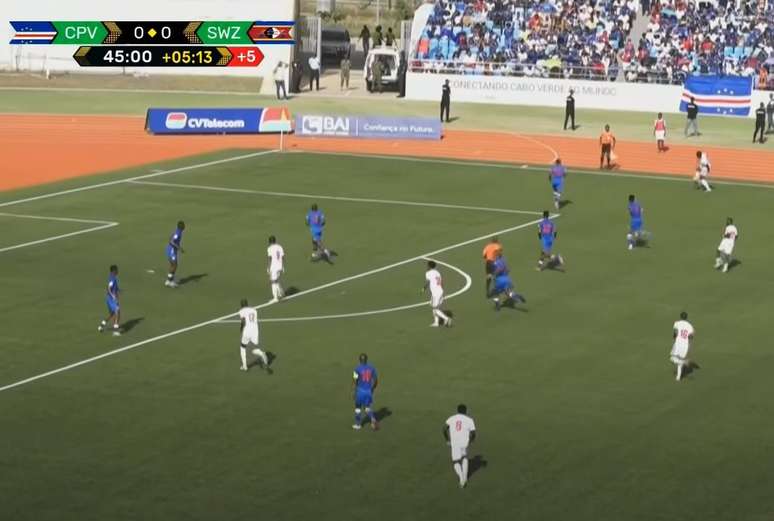 Cabo Verde, de branco, jogou em casa. Venceu Essuat&iacute;ni. Assim, Copa do Mundo para a sele&ccedil;&atilde;o.&nbsp;