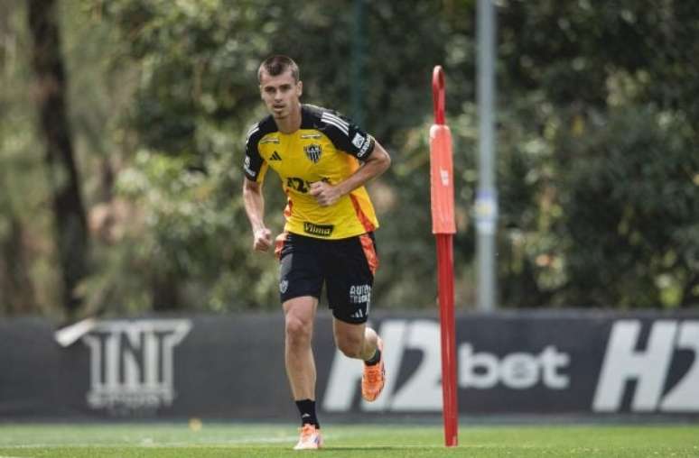 Pedro Souza / Atlético - Legenda: Com desfalque na zaga, jovem de 17 anos pode estrear pelo Atlético