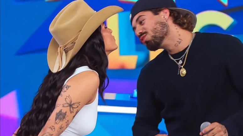 Ana Castela e Zé Felipe se beijam pela primeira vez na TV; veja / Reprodução: SBT