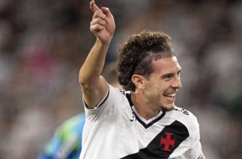 Nuno tem se dado muito bem com Coutinho, dentro e fora de campo. Fotos: Matheus Lima/Vasco.