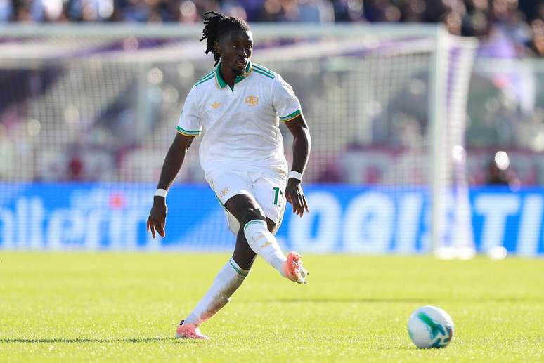 Manu Kon&eacute; est&aacute; no radar do PSG para a pr&oacute;xima janela de transfer&ecirc;ncias &ndash;