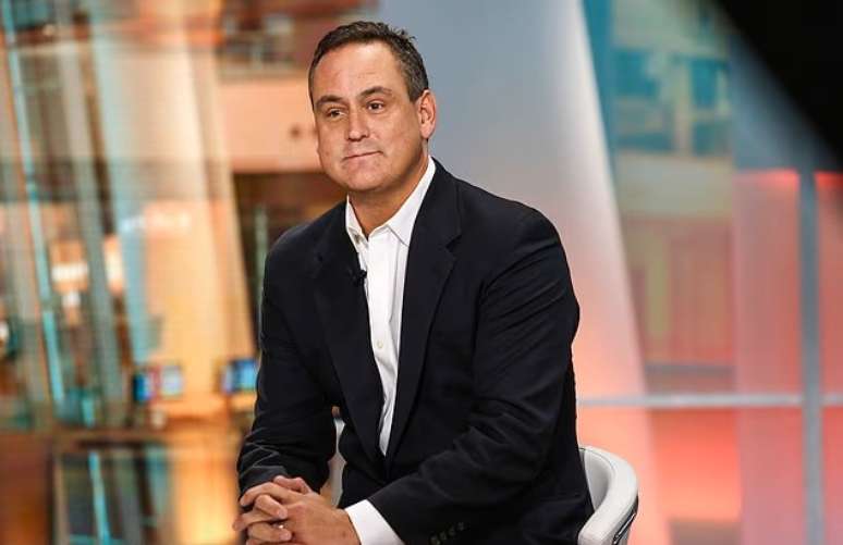 Com a notícia da morte do CEO, as ações da empresa caíram quase 4% na sessão desta segunda