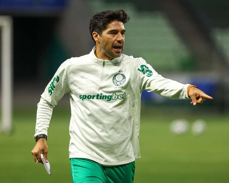 Os atletas da SE Palmeiras, durante treinamento no Allianz Parque, em São Paulo-SP. –