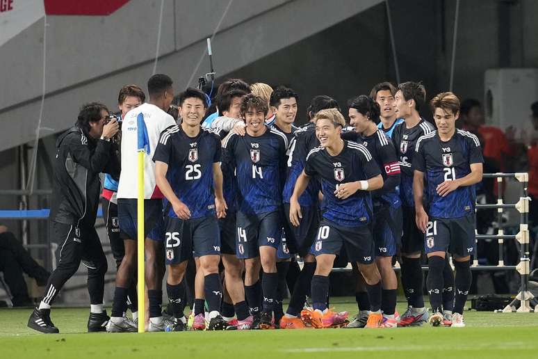 Ueda comemorando a virada japonesa 