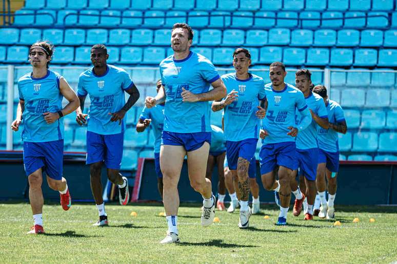 Leão da Ilha joga as últimas fichas para buscar o acesso –