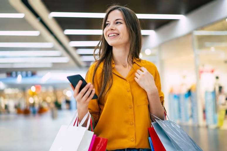 You can save on travel purchases with alternatives that provide tax refunds and specific sales periods You can save on travel purchases with alternatives that provide tax refunds and specific sales periods