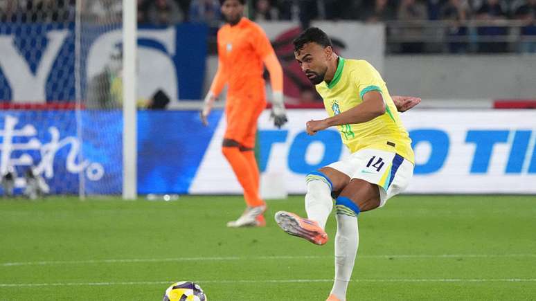 Fabricio Bruno falhou feio no amistoso do Brasil