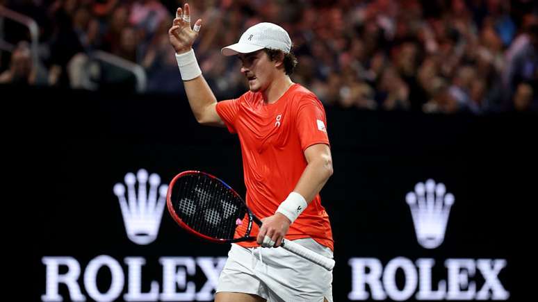 João Fonseca disputando a Laver Cup
