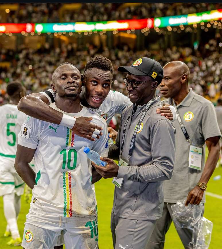 Mané comemorando a classificação do Senegal 