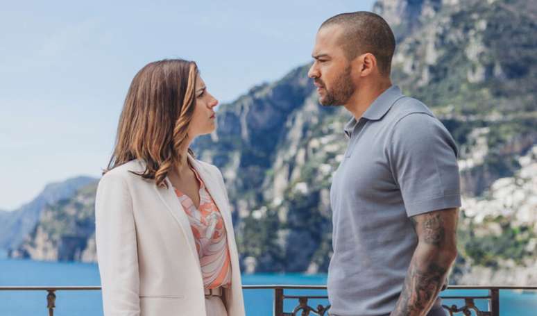 Hoje no Prime Video: minissérie ambientada em Positano está entre as mais vistas e tem médico de 'Grey’s Anatomy' como protagonista.