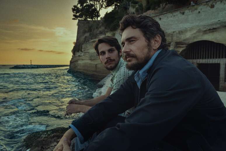 James Franco e Francesco Di Napoli em ?Hey Joe?, de Claudio Giovannese