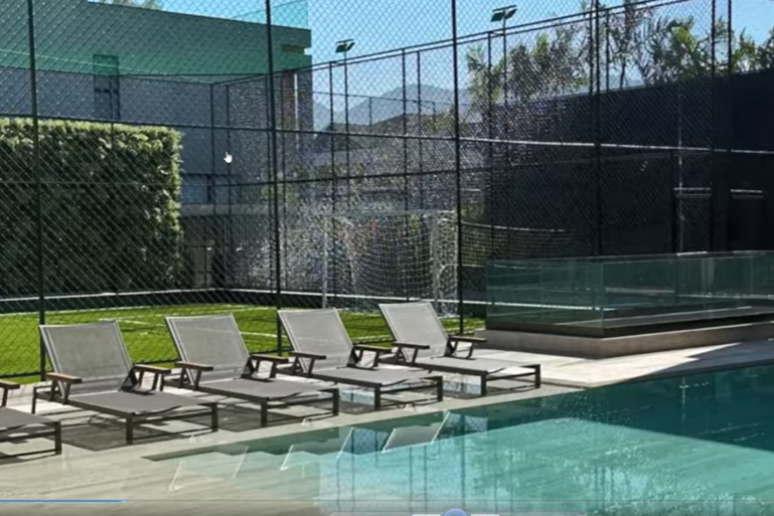 Detalhe da mansão de Vini Jr. do Rio de Janeiro