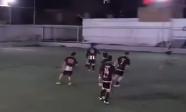 Agressão aconteceu durante partida de futebol amador no México