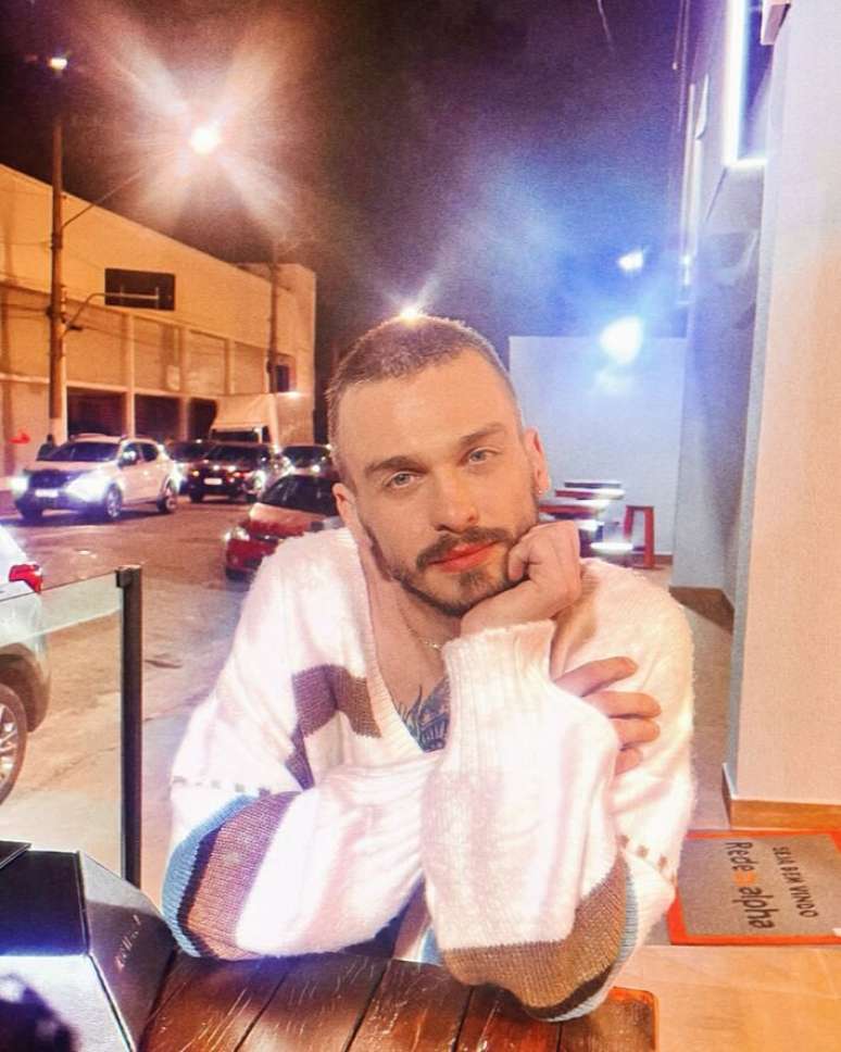 Felipe Selau, ex-ator de 'Malhação', é encontrado morto em SP.