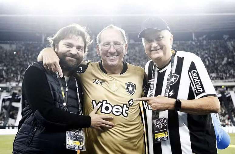 John Textor segue no Botafogo, e João Paulo Magalhães Lins pede paz no clube –