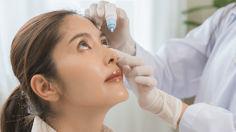 Ophthalmologist warns of 5 risks when postponing cataract surgery