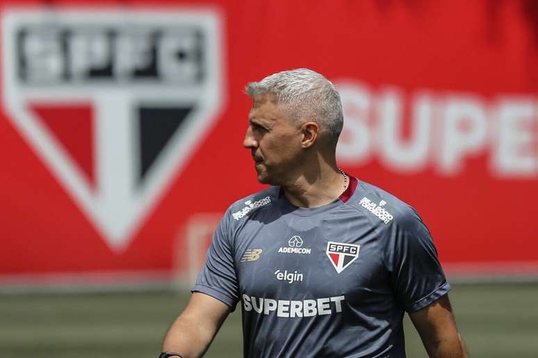 Crespo durante treinamento do São Paulo – Fotos: Erico Leonan / São Paulo FC