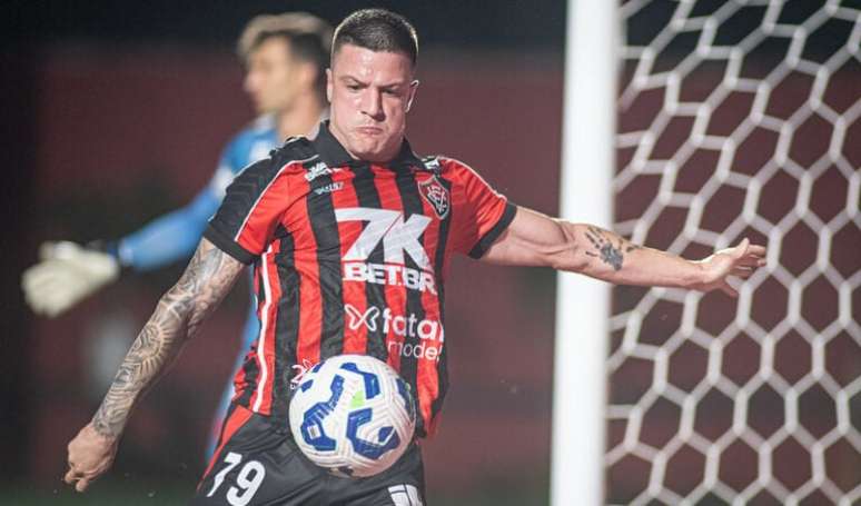 Renato Kayzer &eacute; a grande esperan&ccedil;a de gols do Vit&oacute;ria &ndash;