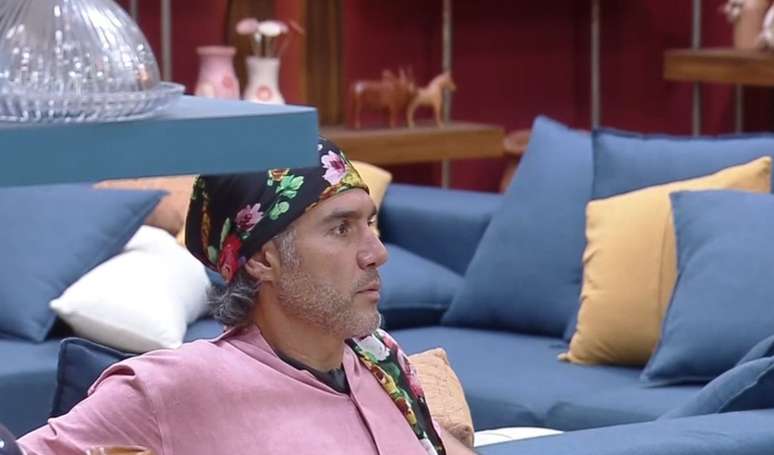 'A Fazenda 17': na 4ª Roça, Fernando Sampaio troca provocações com Nizam e ex-'BBB' acusa. 'Teu jogo é sujo e barato!'.