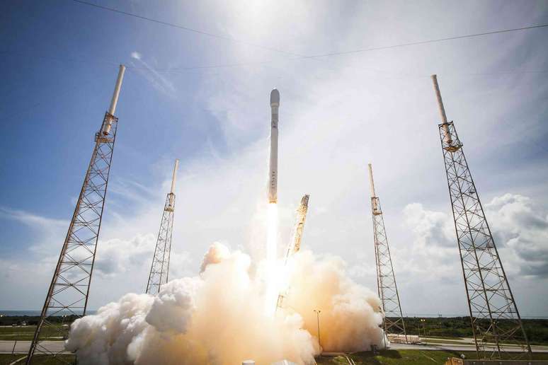SpaceX Falcon 9 rocket launch. SpaceX Falcon 9 rocket launch.