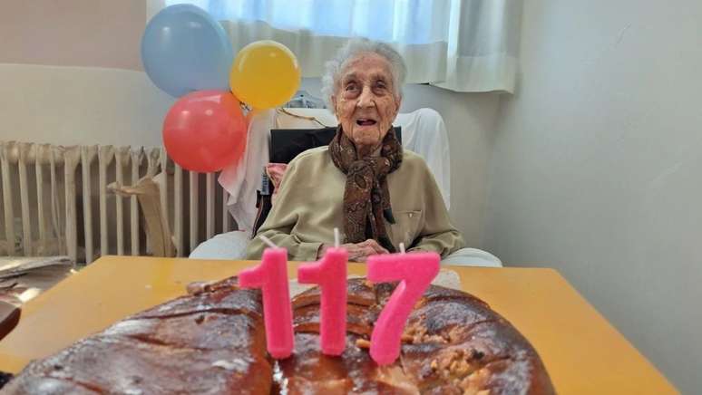 A espanhola María Branyas Morera, reconhecida como a pessoa mais velha do mundo até 2024, possuía um DNA cerca de 20 anos mais jovem