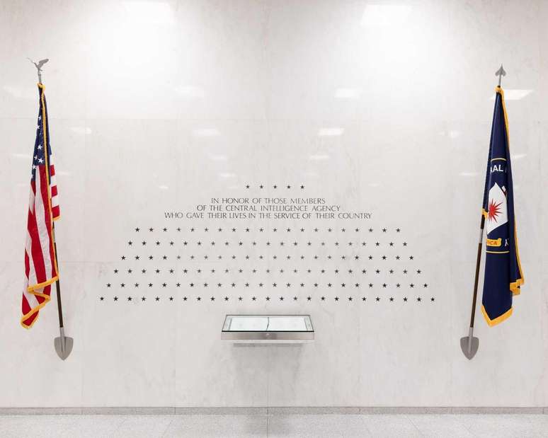 Memorial da CIA em honra aos oficiais da ag&ecirc;ncia mortos em trabalho