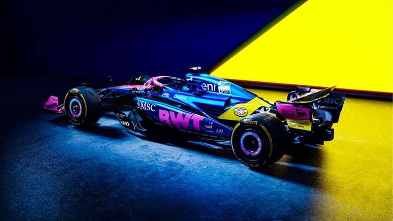 Alpine anuncia pintura especial em parceria com Mercado Livre