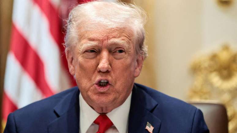 Donald Trump durante reunião de gabinete na Casa Branca, em 9 de outubro de 2025.