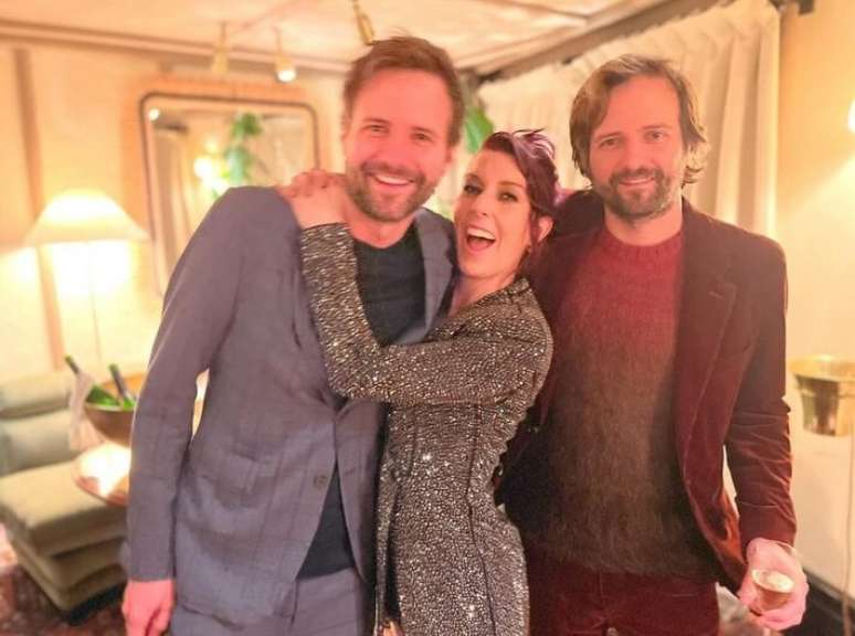 Irmãos Duffer, criadores de 'Stranger Things', e a roteirista Kate Trefry falaram sobre o final da série que estreia em novembro