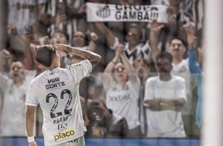Barreal vive grande fase com a camisa do Santos –