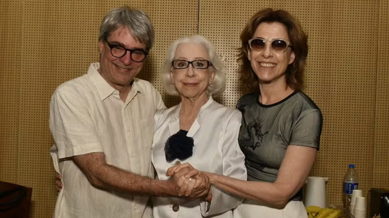 Party! Fernanda Montenegro celebrates 96 years together with her children and grandchildren Party! Fernanda Montenegro celebrates 96 years together with her children and grandchildren
