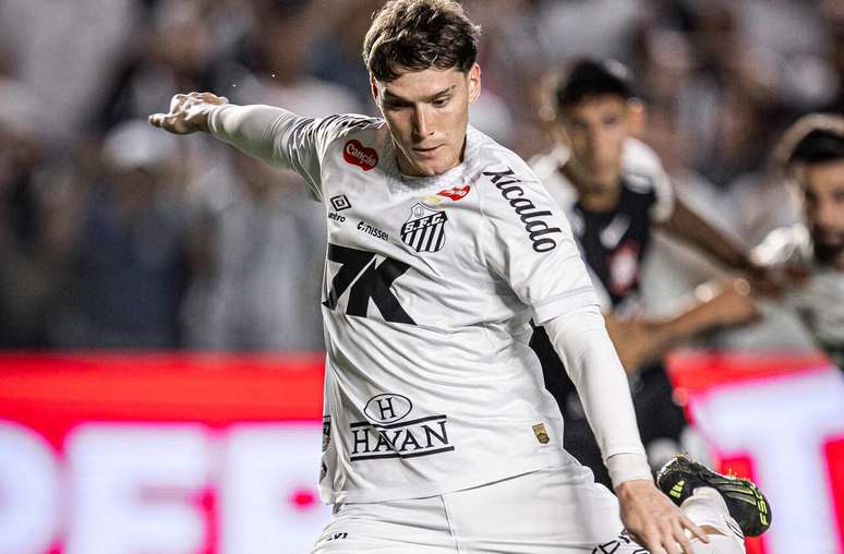 Rollheiser marcou o terceiro gol da vit&oacute;ria do Santos em cima do Corinthians &ndash;