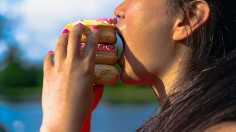 How Mindful Eating helps you lose weight naturally and without guilt