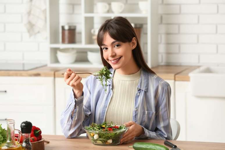 Comer sem distra&ccedil;&otilde;es mant&eacute;m o prazer e o prop&oacute;sito da alimenta&ccedil;&atilde;o 