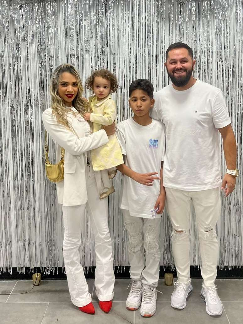 Fabíola trabalhava com manicure e Ubiratan como caminhoneiro