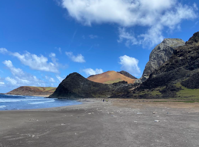 Lixo vindo dos oceanos chega até a Ilha da Trindade