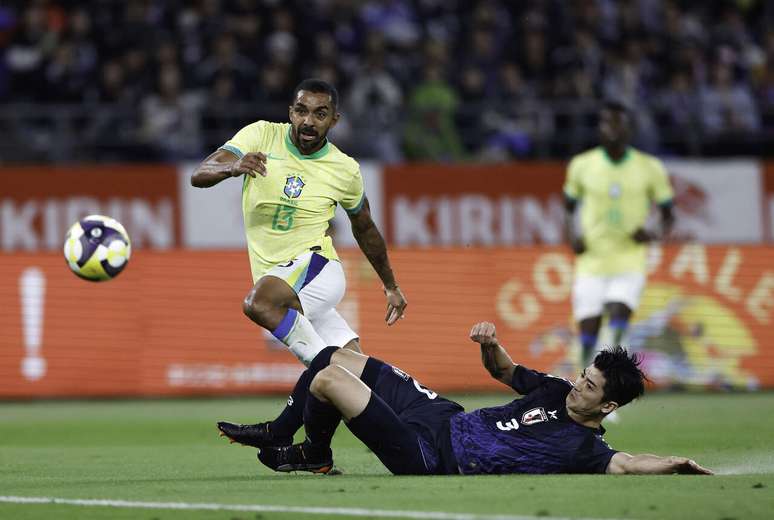 Paulo Henrique estreou como titular da Sele&ccedil;&atilde;o Brasileira na derrota para o Jap&atilde;o. O resultado n&atilde;o foi o melhor, no entanto, o jogador marcou um gol.