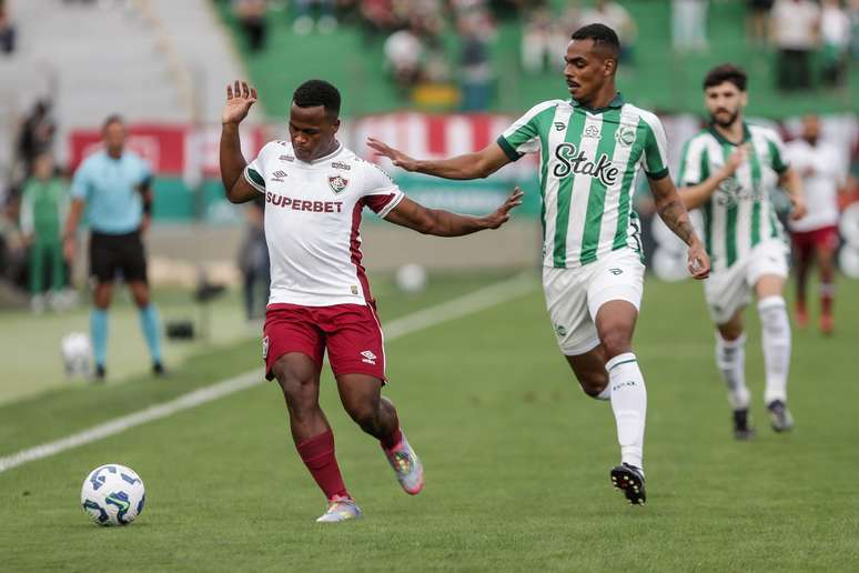(FOTO: LUCAS MERÇON / FLUMINENSE F.C.)